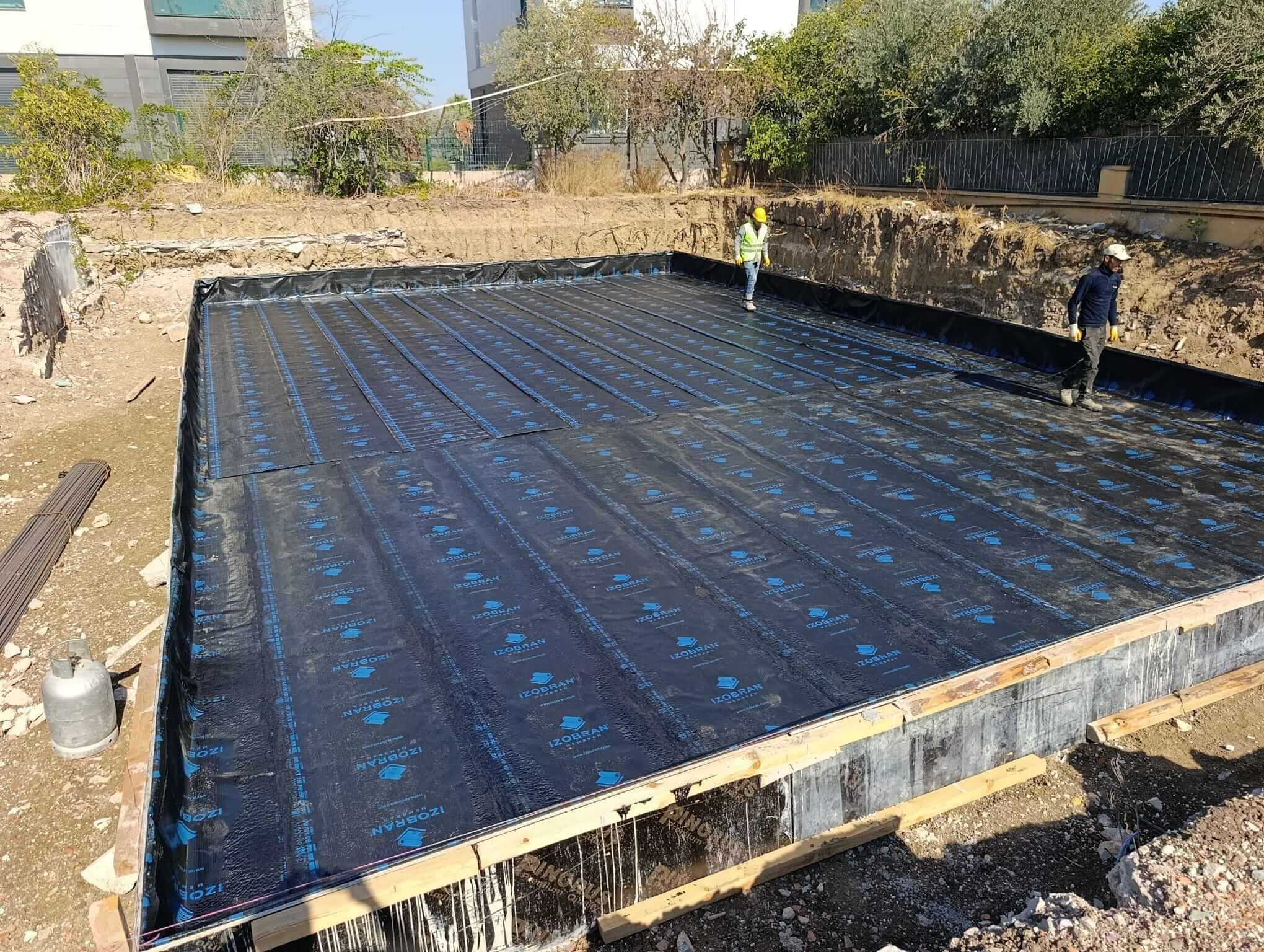 Su yalıtımı uygulaması — çatı ve teras membran kaplama